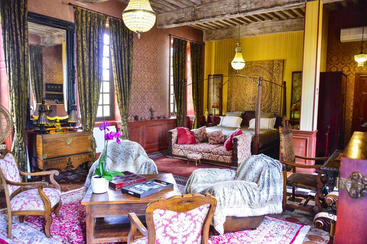 ชาโต โดริญี Bed & Breakfast Ouches ภายนอก รูปภาพ