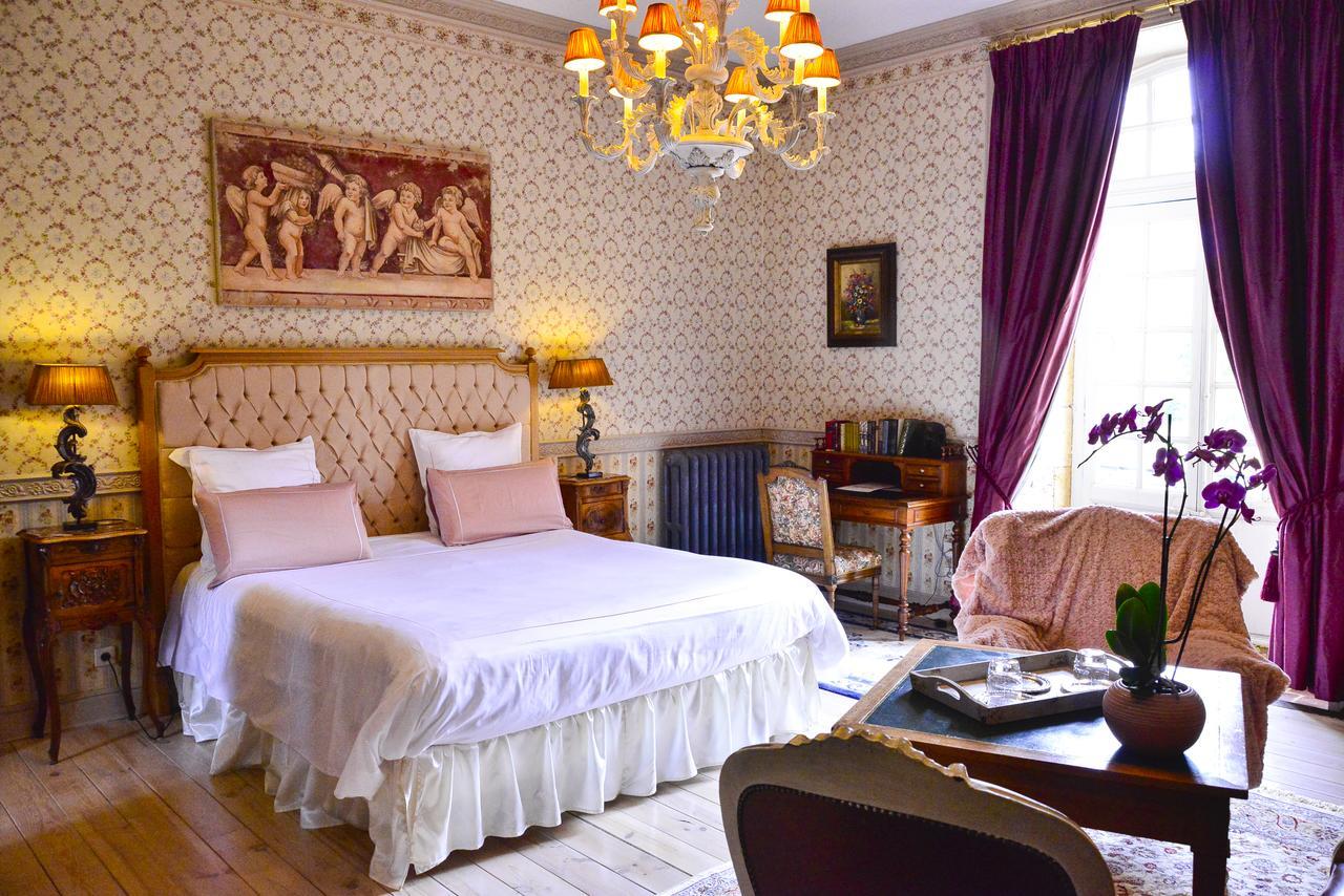 ชาโต โดริญี Bed & Breakfast Ouches ภายนอก รูปภาพ