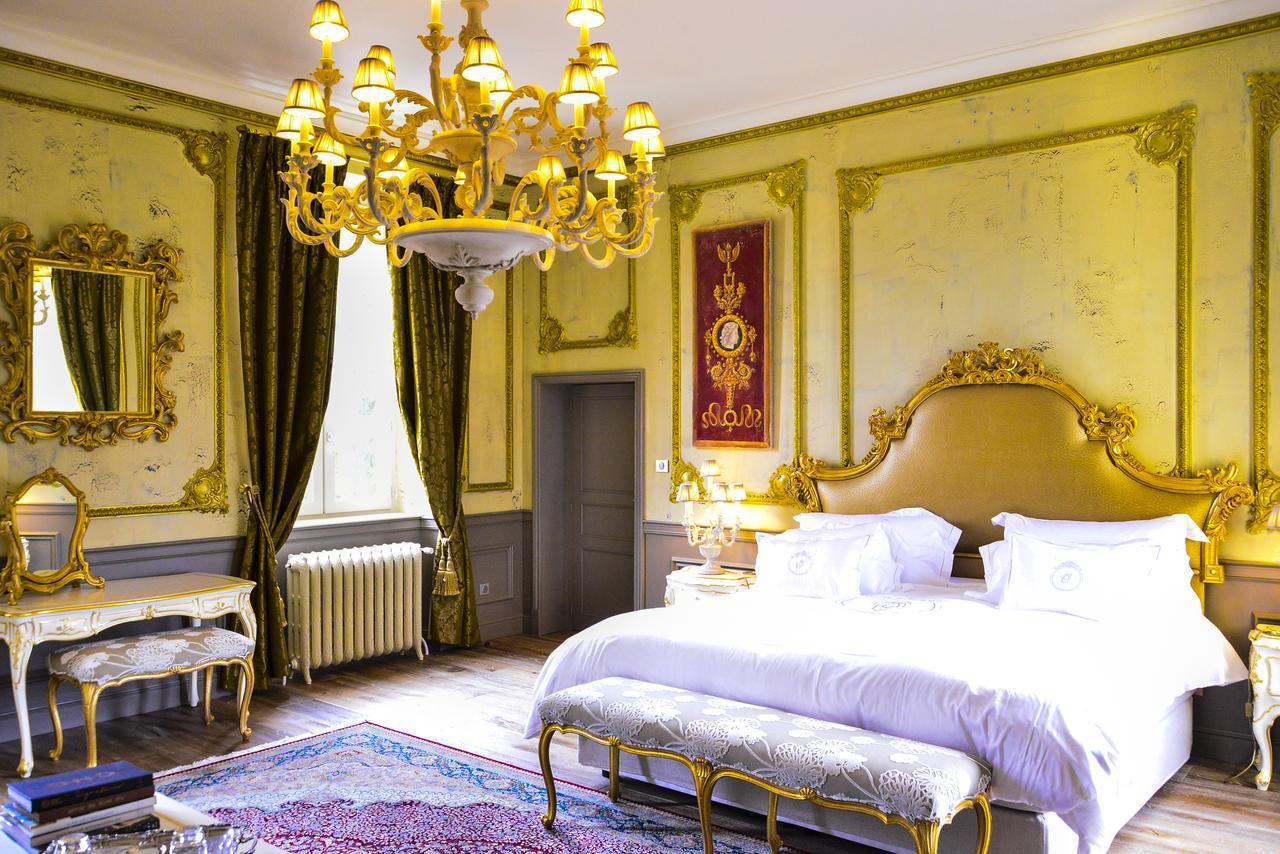 ชาโต โดริญี Bed & Breakfast Ouches ภายนอก รูปภาพ