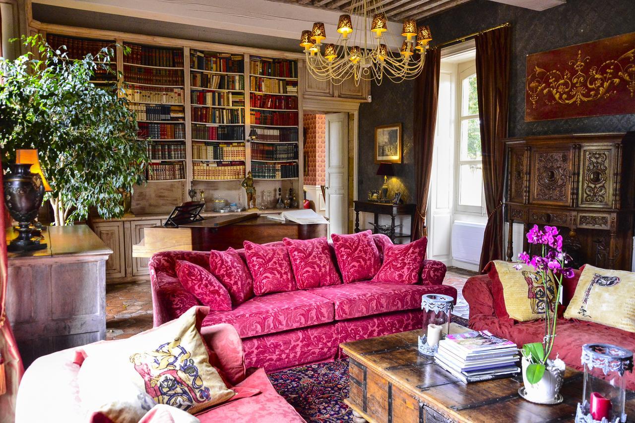 ชาโต โดริญี Bed & Breakfast Ouches ภายนอก รูปภาพ